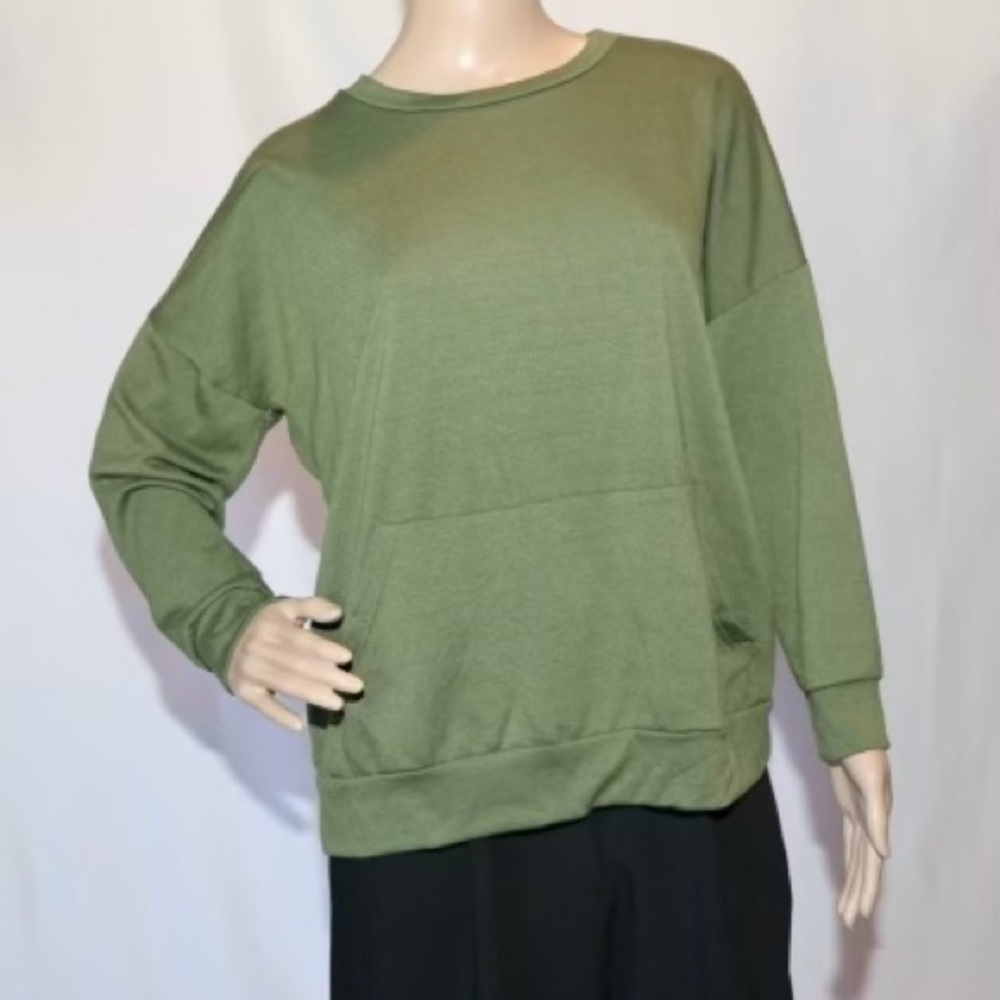 3/$15 Perfect Peach Olive Green Sweater Long Sleeve Kangaroo Pouch Medium